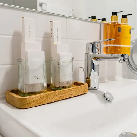 Apartment Mido View With Parking And Self Check-in