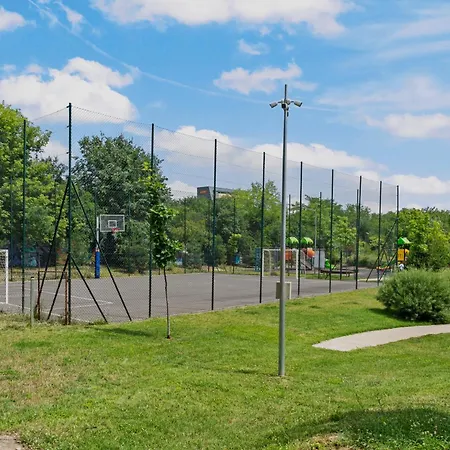 Mido View With Parking And Self Check-in Appartamento Bucarest