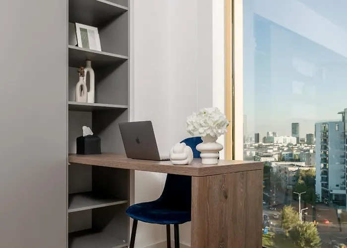 Appartamento Mido View With Parking And Self Check-in Bucarest